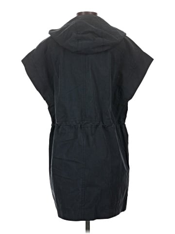 Vince. Raincoat (view 2)