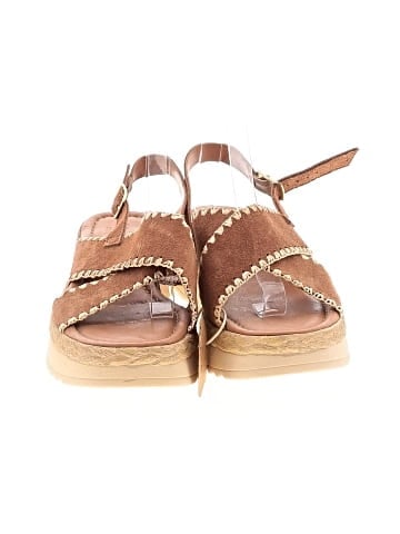 Mariella Wedges (view 2)
