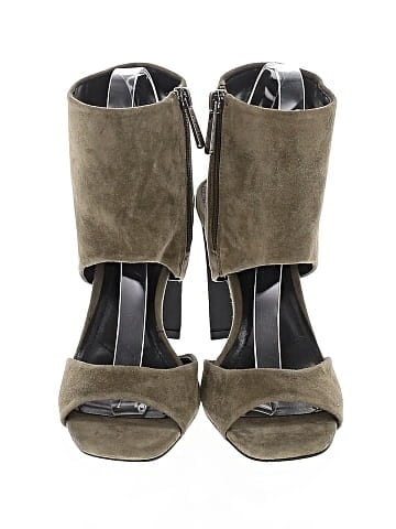 Charles by Charles David Heels (view 2)