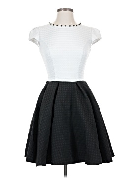 Used Black And White Dresses On Sale Up To 90% Off | ThredUp