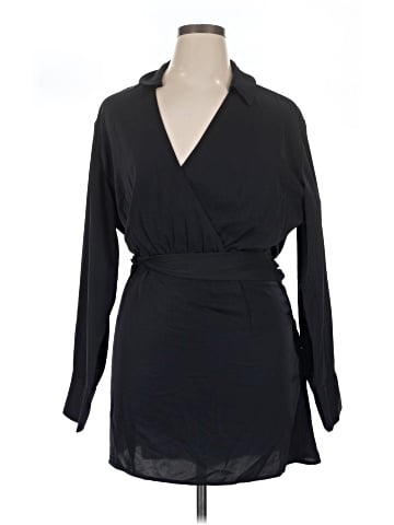 Abercrombie & Fitch Cocktail Dress (view 1)