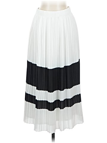 Trafaluc by Zara Casual Skirt (view 1)