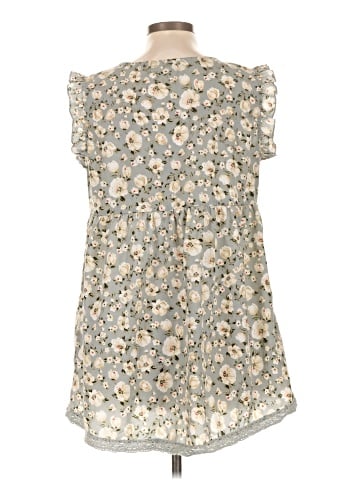 Suzanne Betro Sleeveless Blouse (view 2)