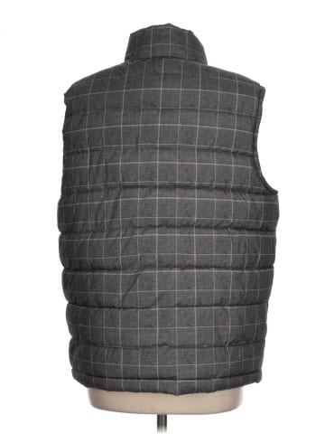 Gap Outlet Vest (view 2)