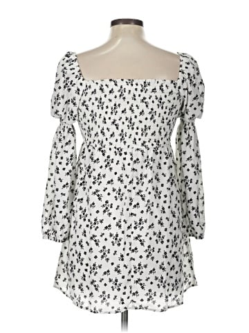 Francesca's Casual Dress (view 2)