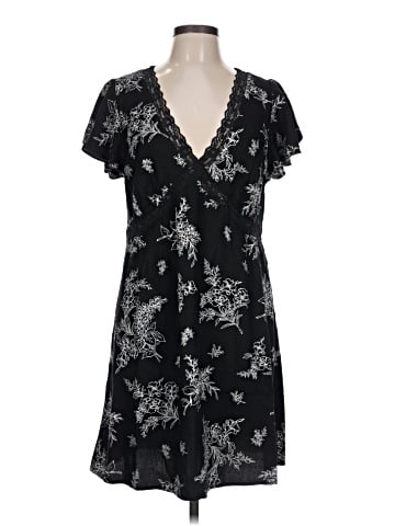 Old Navy Casual Dress (view 1)