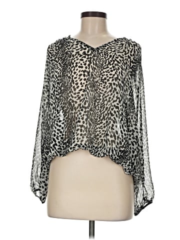Romeo & Juliet Couture 3/4 Sleeve Blouse (view 1)
