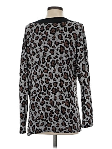 Everleigh Pullover Sweater (view 2)