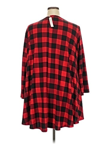 Larace Poncho (view 2)