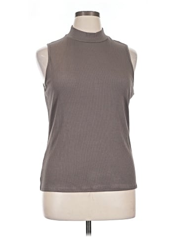 Cyrus Sleeveless T-Shirt (view 1)