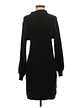Line & Dot Casual Dress