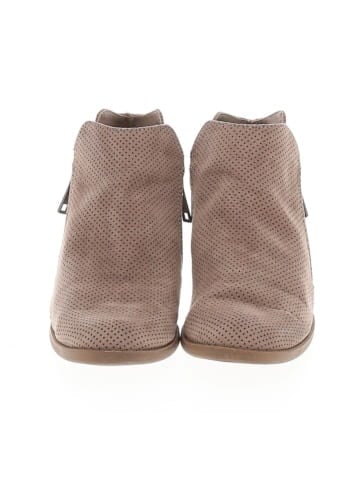 Universal Thread Ankle Boots (view 2)