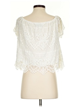 Cupcakes & Cashmere Short Sleeve Blouse (view 2)