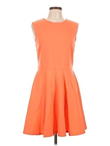 Diane von Furstenberg Casual Dress (view 1)