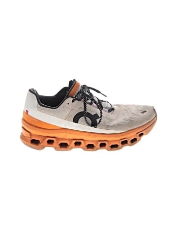 On Cloud Sneakers (view 1)