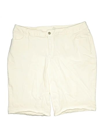 St. John's Bay Khaki Shorts (view 1)