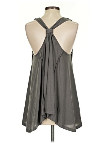 Robbi & Nikki Sleeveless Blouse (view 2)