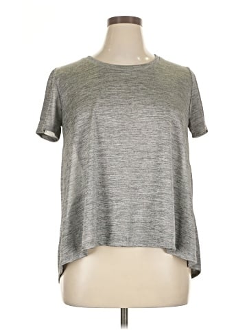 One Clothing Short Sleeve Top (view 1)