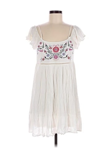 Others Follow Casual Dress (view 1)