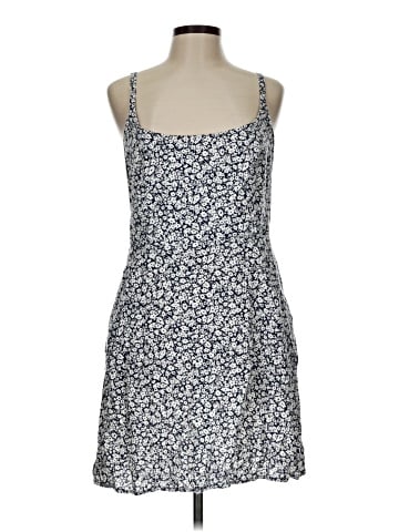 Old Navy Casual Dress (view 1)