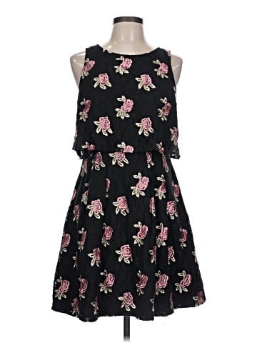 Elle Casual Dress (view 1)