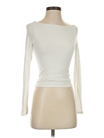 Beverly and Beck Long Sleeve T-Shirt (view 2)