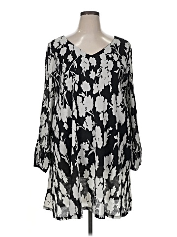 Signature by Robbie Bee Casual Dress (view 1)