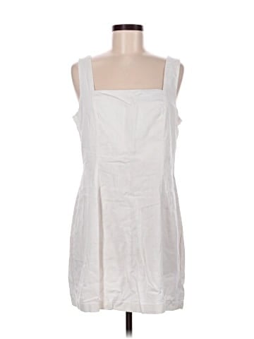 Old Navy Casual Dress (view 1)