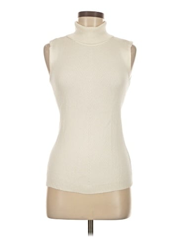 Versona Sleeveless T-Shirt (view 1)
