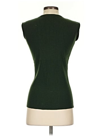 Harold's Sleeveless Button-Down Shirt (view 2)