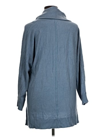 Chelsea & Theodore Pullover Sweater (view 2)