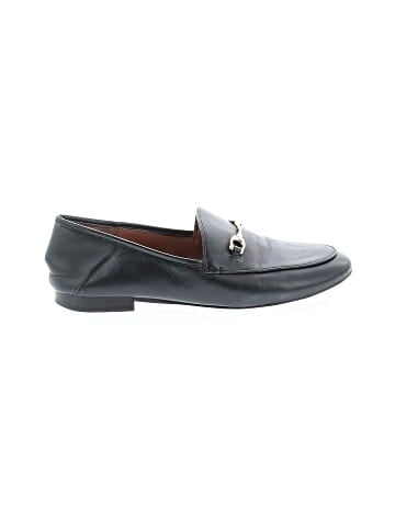 Coach Flats (view 1)