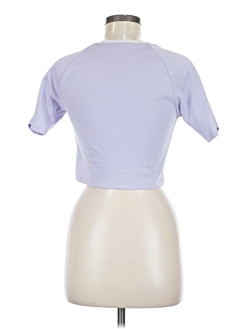 Uniqlo Short Sleeve T-Shirt (view 2)