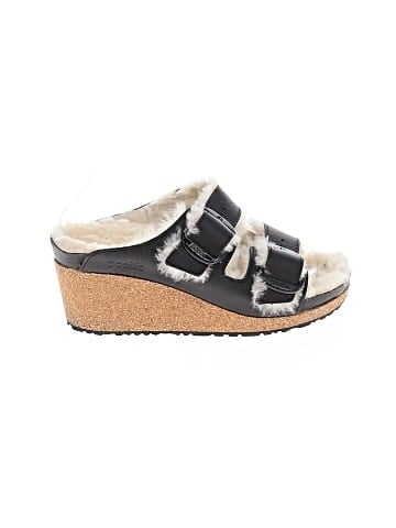 Papillon Wedges (view 1)