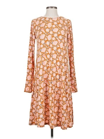 Old Navy Casual Dress (view 1)