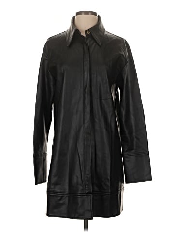 Apparis Raincoat (view 1)