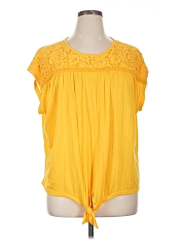 By Design Short Sleeve Top (view 1)