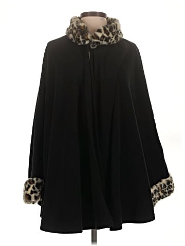 Cejon Poncho (view 1)