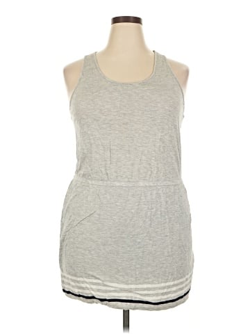 Gap Active Tank (view 1)
