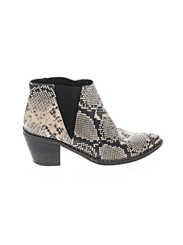 Universal Thread Ankle Boots (view 1)