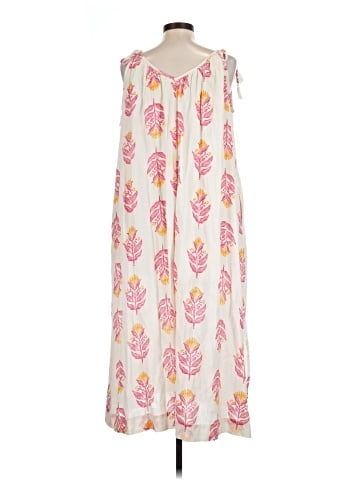 Old Navy Casual Dress (view 2)