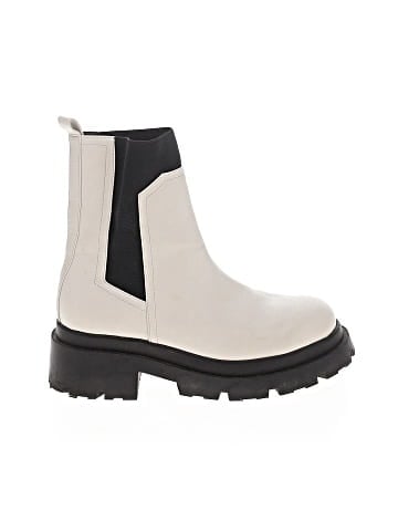 DV by Dolce Vita Boots (view 1)