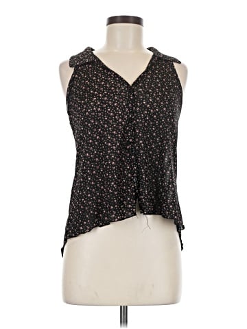Julie's Closet Sleeveless Blouse (view 1)
