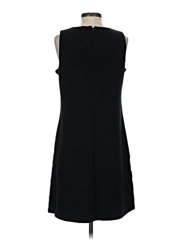 Old Navy Casual Dress (view 2)