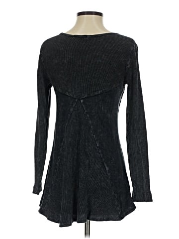 T Party Long Sleeve T-Shirt (view 2)