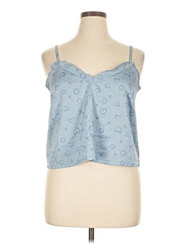 colsie Tank Top (view 1)