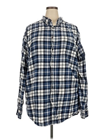 Croft & Barrow Long Sleeve Button-Down Shirt (view 1)
