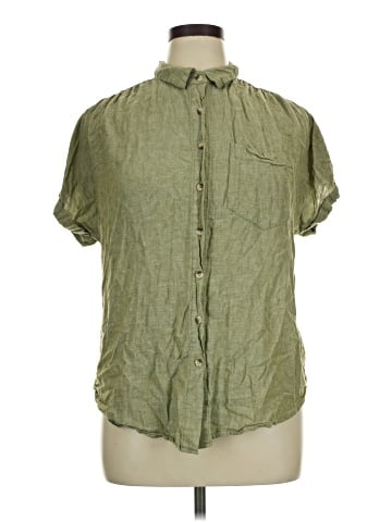 Ava & Viv Short Sleeve Blouse (view 1)