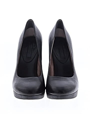 Banana Republic Heels (view 2)