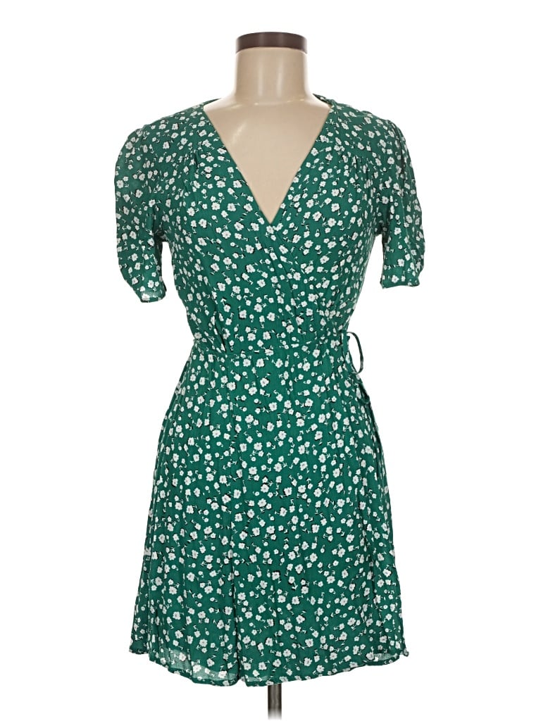 Pre-owned Minkpink Casual Dress In Green
